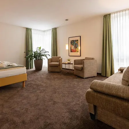 Nibelungen Hof Ксантен