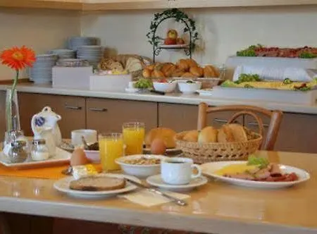 Hotel Nibelungen Hof