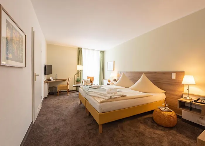 Nibelungen Hof Hotel 3*