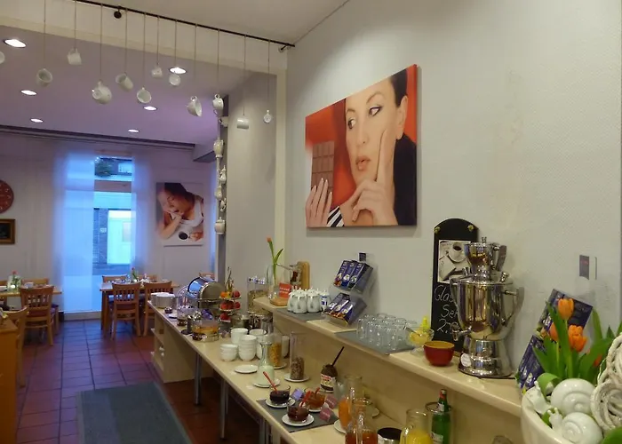 Nibelungen Hof 호텔 크산텐