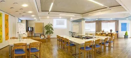 호텔 Nibelungen Hof 3*